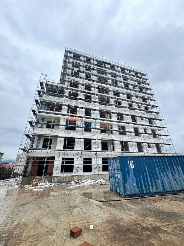 Tirane, shitet apartament 1+1+Ballkon Kati 5, 70 m² 60.000 € (Rruga Teuta)