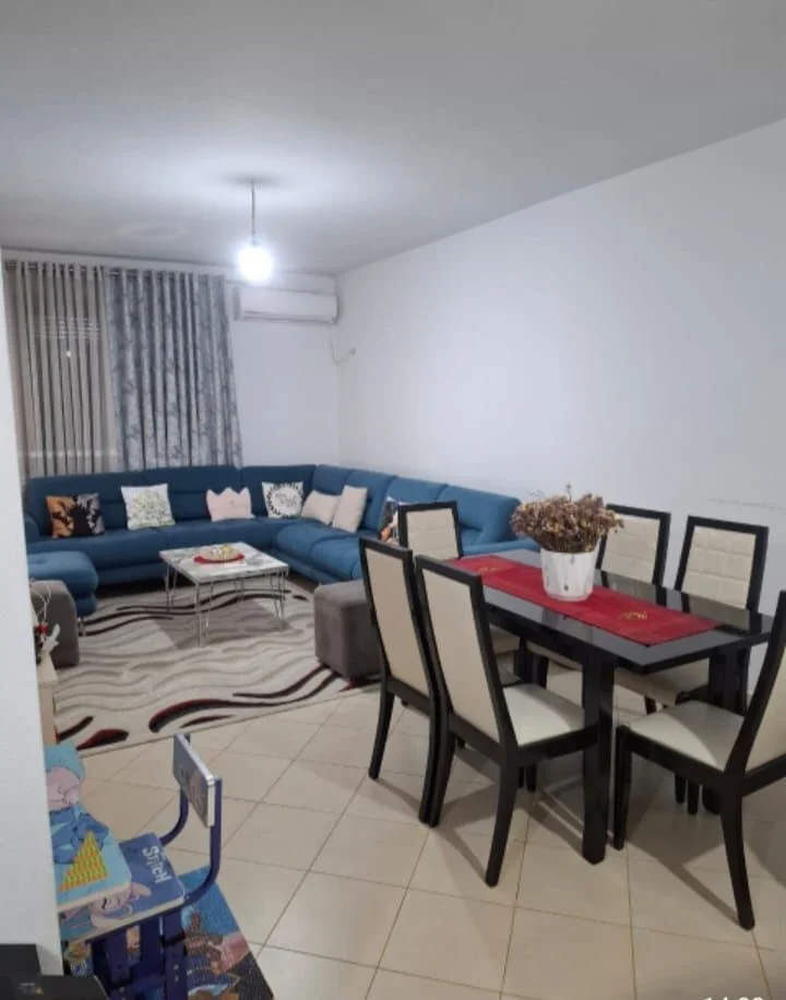Tirane, shitet apartament 1+1+Ballkon Kati 5, 72 m² 85.000 € (KAMEZ)