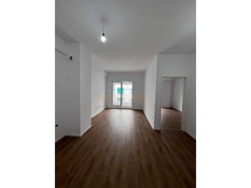 Tirane, shitet apartament 1+1+Ballkon Kati 6, 61 m² 119.074 € (ALI DEMI)