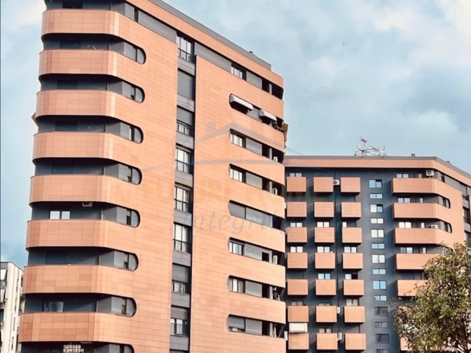 Tirane, shitet apartament 1+1+Ballkon Kati 6, 74 m² 190.000 € (Unaza e Re)