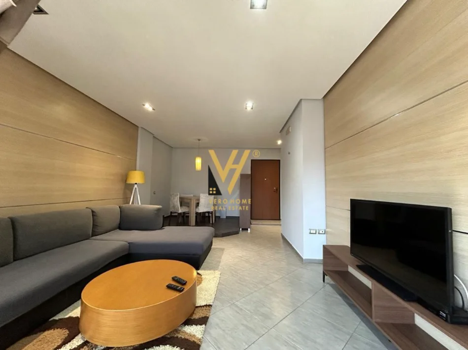 Tirane, shitet apartament 1+1+Ballkon Kati 6, 77 m² 175.000 € (KOMUNA E PARISIT)