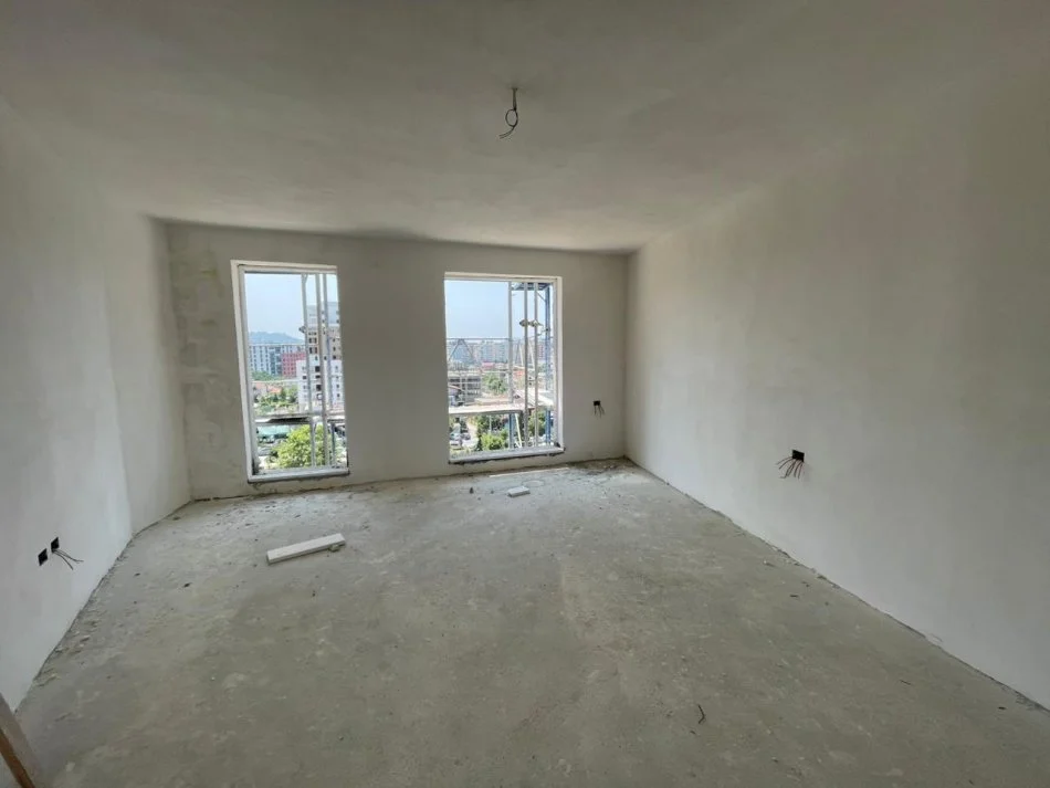Tirane, shitet apartament 1+1+Ballkon Kati 6, 82 m² 132.000 € (KOMPLEKSI TURDIU)