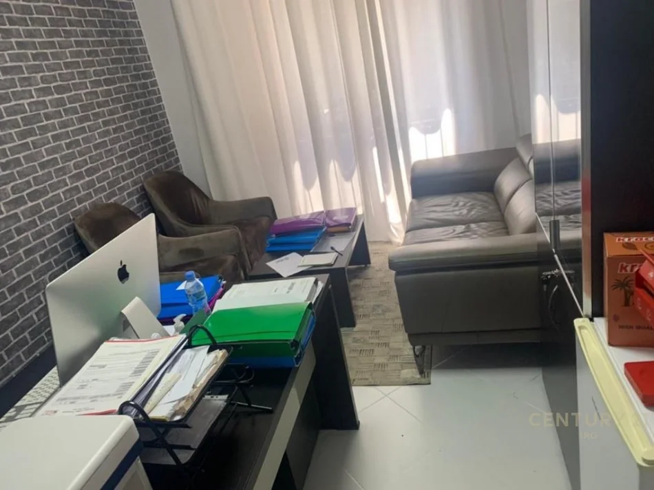 Tirane, shitet apartament 1+1 Kati 1, 44 m² 160.000 €