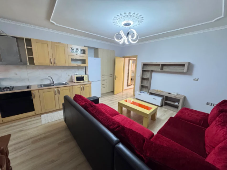 Tirane, shitet apartament 1+1 Kati 1, 51 m² 114.000 € (Don Bosko prane Hotel Ferrari)