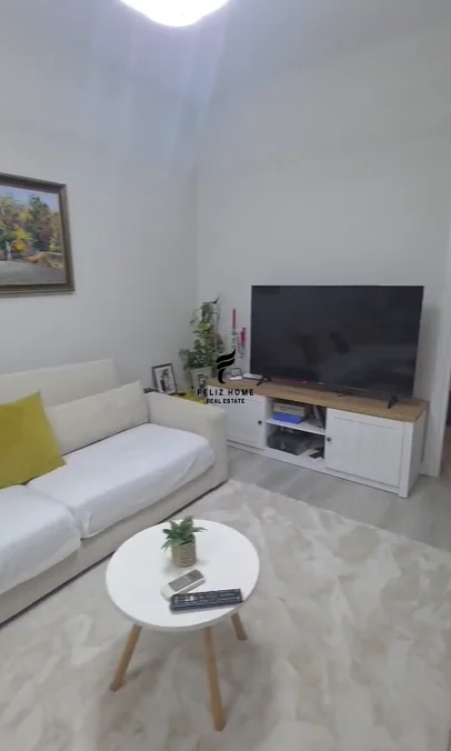Tirane, shitet apartament 1+1 Kati 1, 65 m² 190.000 € (PAZARI I RI)
