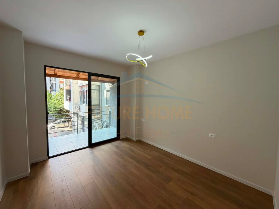 Tirane, shitet apartament 1+1 Kati 1, 67 m² 11.200.000 € (Unaza e Re)