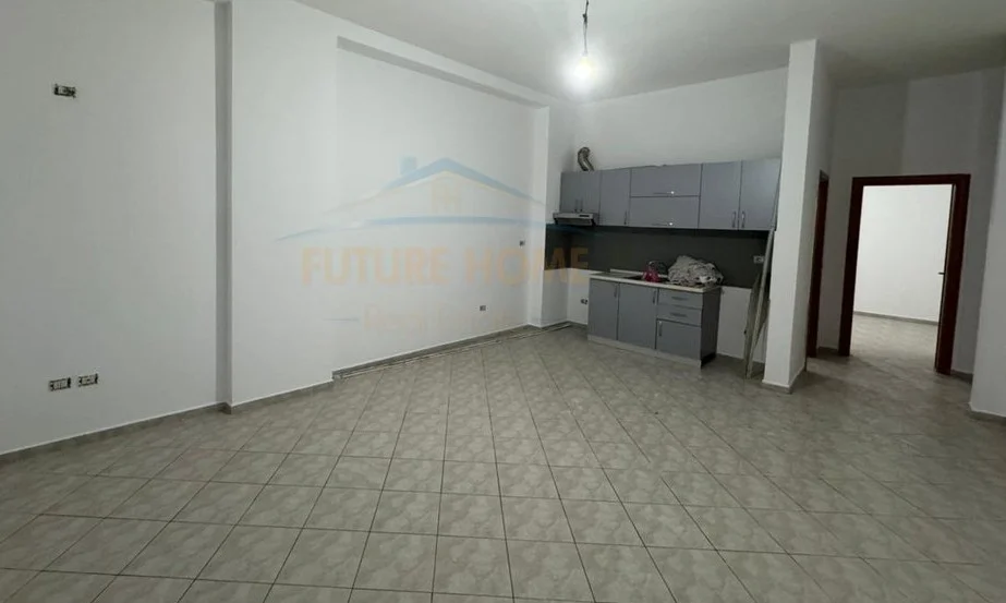 Tirane, shitet apartament 1+1 Kati 1, 69 m² 96.600 € (pasticeri melisa)