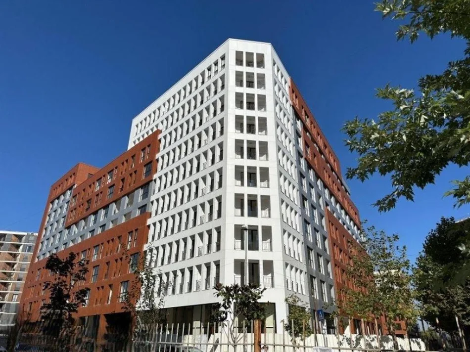 Tirane, shitet apartament 1+1 Kati 1, 73 m² 117.000 € (UNAZA RE,ASTIR)