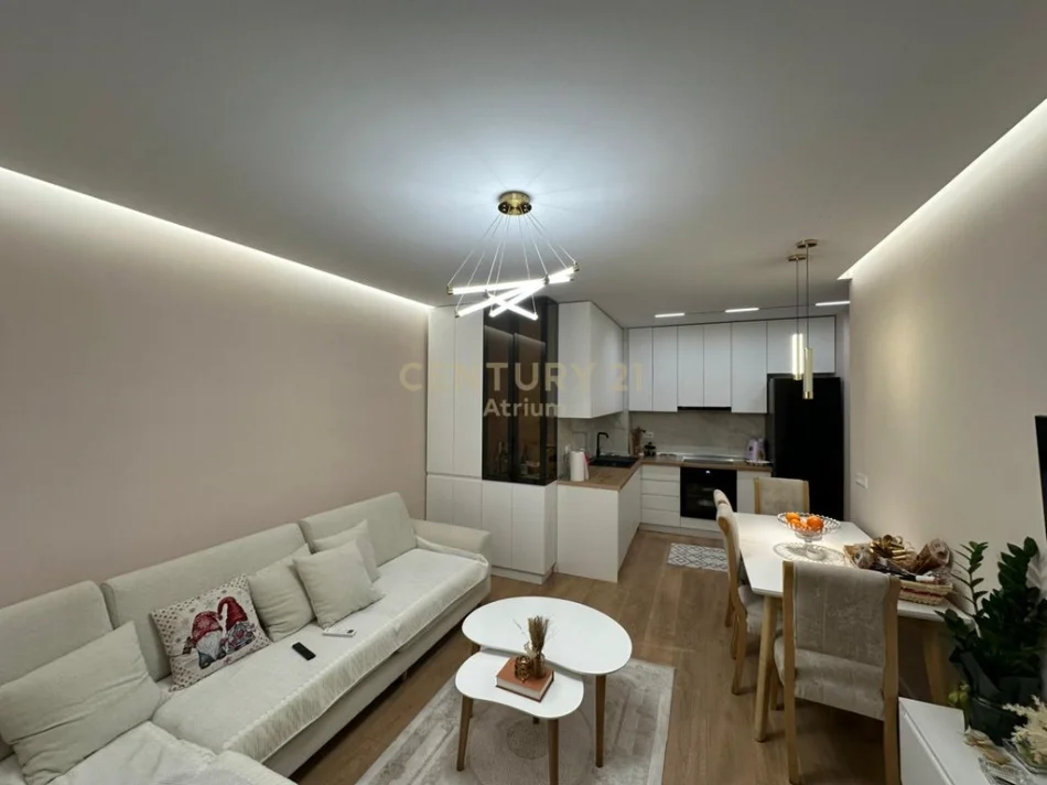 Tirane, shitet apartament 1+1 Kati 1, 87.000 € (Shkoze)