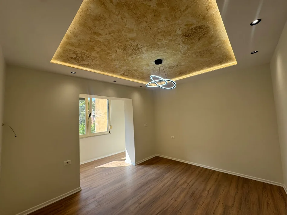 Tirane, shitet apartament 1+1 Kati 2, 46 m² 140.000 € (Pranë Harry Fultz)