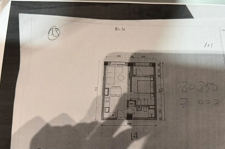 Tirane, shitet apartament 1+1 Kati 2, 49 m² 80.900 € (Mangalem 21)