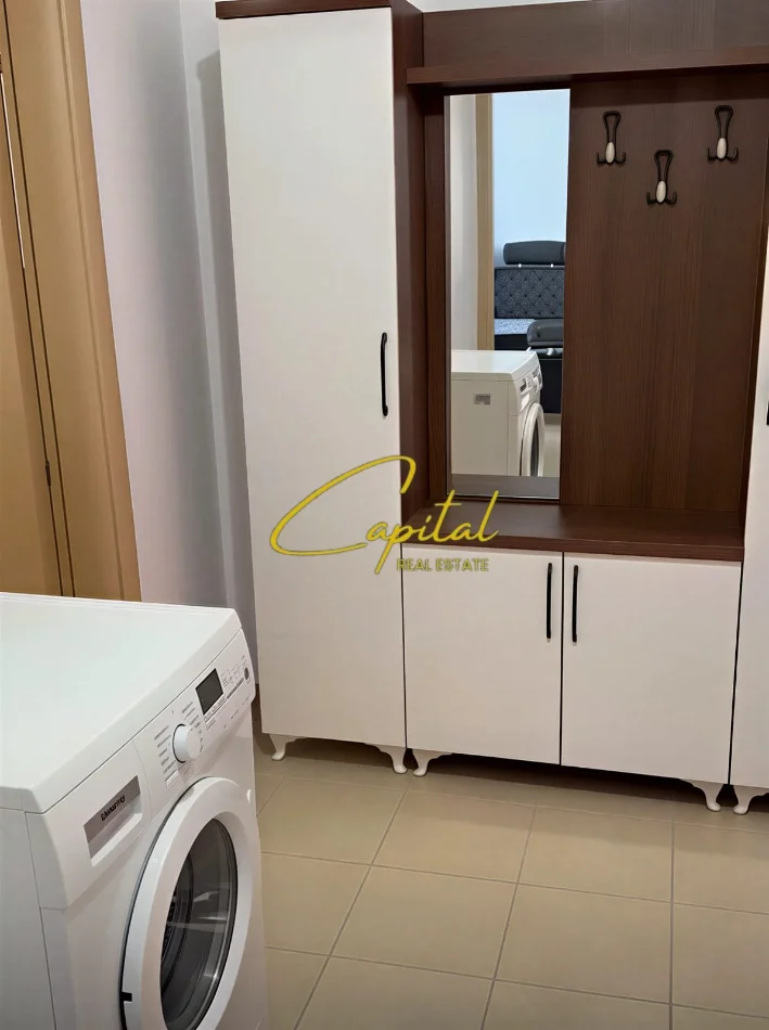 Tirane, shitet apartament 1+1 Kati 2, 55 m² 115.000 € (SHKOLLA E BASHKUAR)