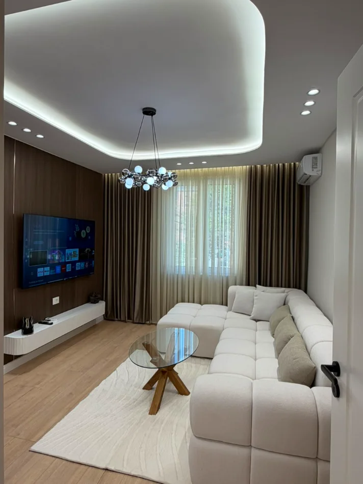Tirane, shitet apartament 1+1 Kati 2, 55 m² 195.000 € (petro nini)