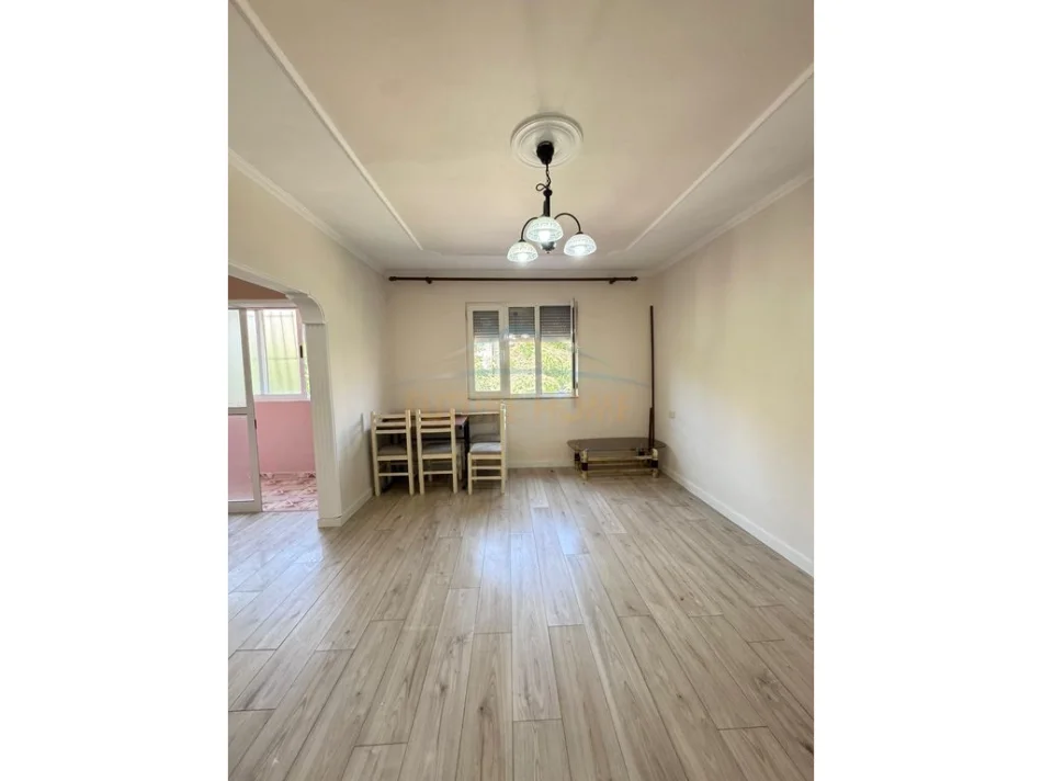 Tirane, shitet apartament 1+1 Kati 2, 58 m² 123.000 € (Irfan Tomini)