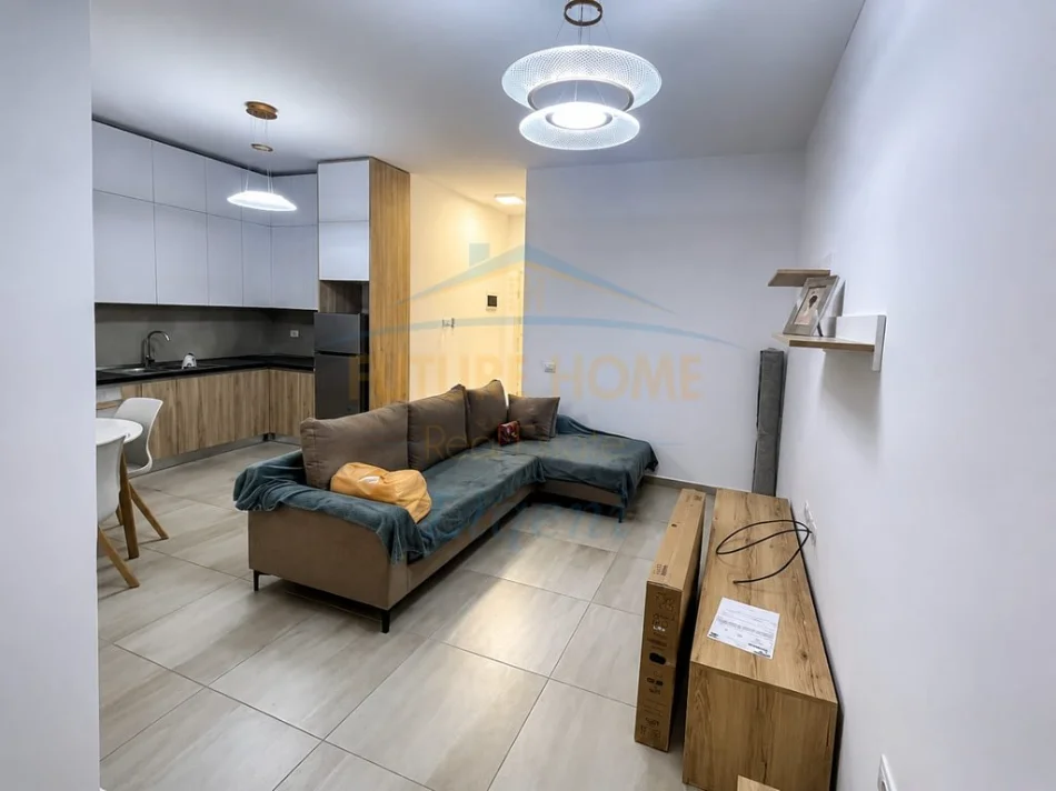 Tirane, shitet apartament 1+1 Kati 2, 59 m² 178.000 € (KOPSHTI BOTANIK)