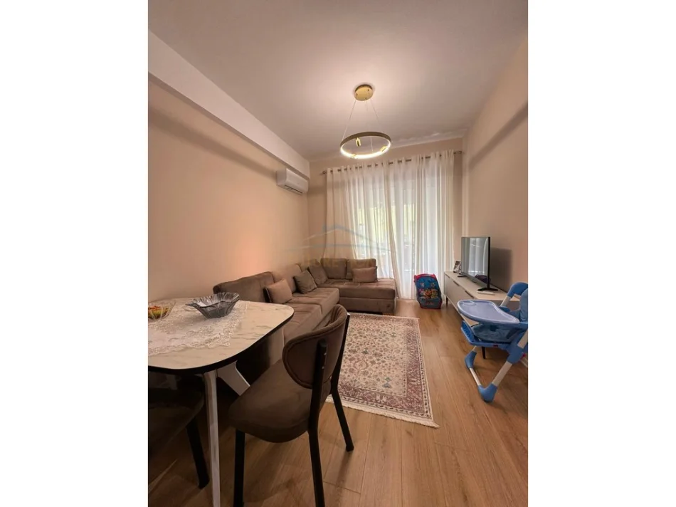 Tirane, shitet apartament 1+1 Kati 2, 63 m² 120.000 € (ALI DEM ,KOMPLEKSI KAIMI)
