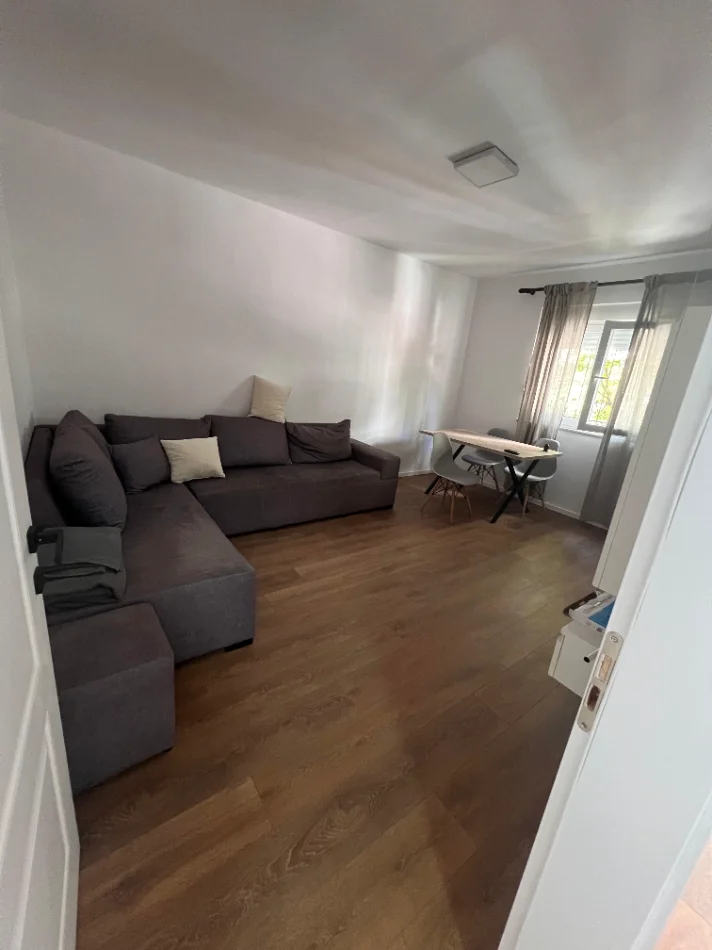 Tirane, shitet apartament 1+1 Kati 2, 65 m² 129.000 € (Pandi Dardha, Laprakë)