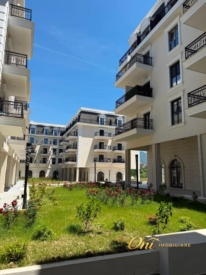 Tirane, shitet apartament 1+1 Kati 2, 70 m² 160.000 € (SAUK)