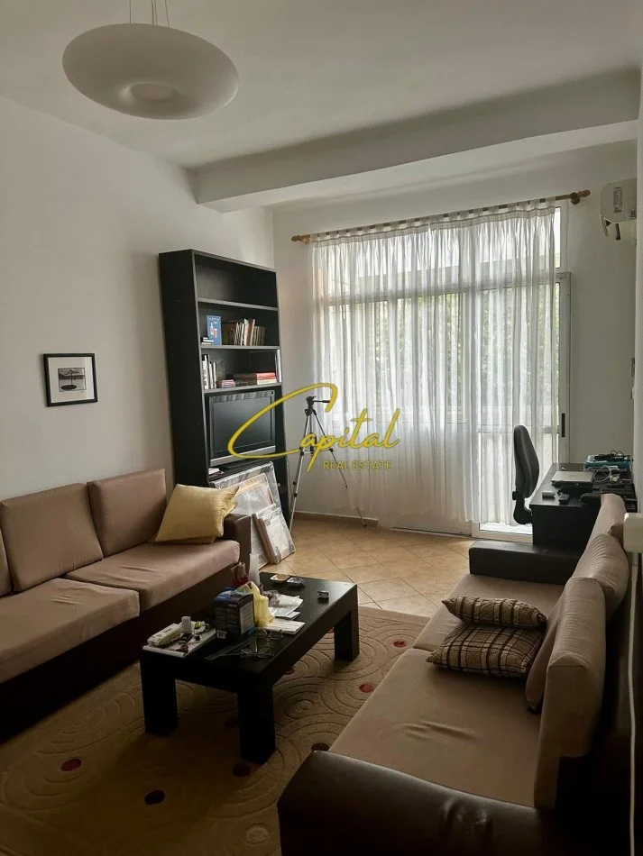 Tirane, shitet apartament 1+1 Kati 2, 70 m² 170.000 € (RRUGA E DURRESIT)