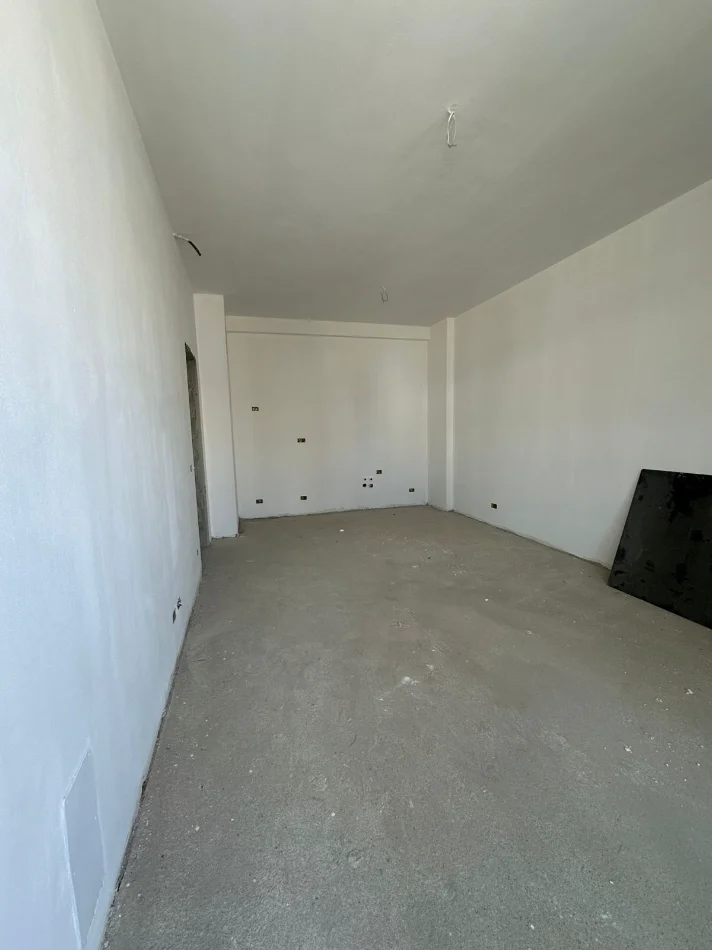 Tirane, shitet apartament 1+1 Kati 2, 78 m² 165.837 € (TEG)