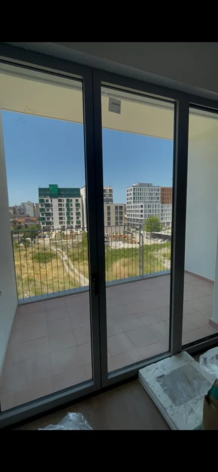 Tirane, shitet apartament 1+1 Kati 3, 180.960 € (Rezidenca Park Avenue)