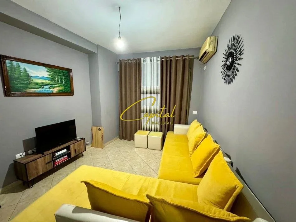 Tirane, shitet apartament 1+1 Kati 3, 58 m² 98.000 € (ASTIR)