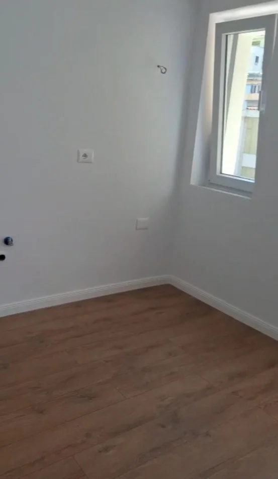 Tirane, shitet apartament 1+1 Kati 3, 61 m² 160.000 € (Pazar i Ri)