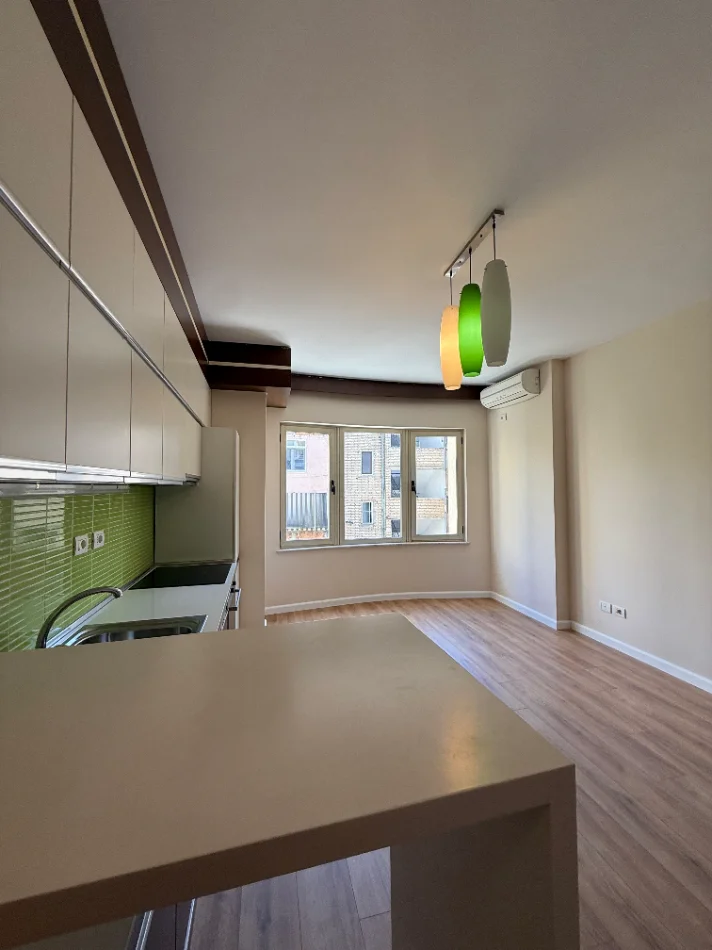 Tirane, shitet apartament 1+1 Kati 3, 66 m² 163.000 € (RRUGA MINE PEZA)