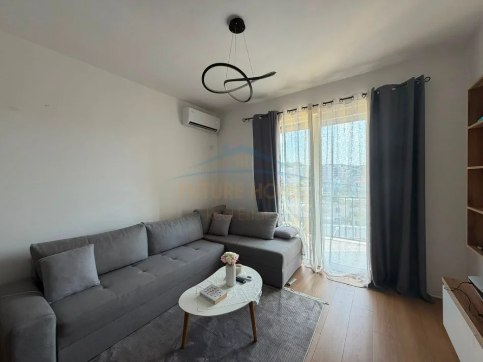 Tirane, shitet apartament 1+1 Kati 3, 71 m² 127.000 € (Kompleksi Grand Gallery, Yzberisht)