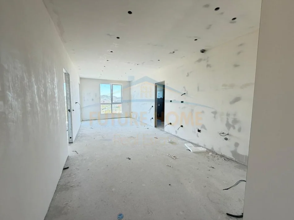 Tirane, shitet apartament 1+1 Kati 3, 76 m² 132.000 € (Farke, Tiranë.)