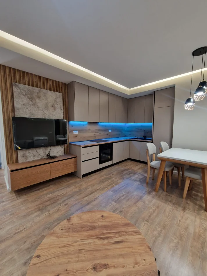 Tirane, shitet apartament 1+1 Kati 3, 84 m² 177.000 € (RRUGA DRITAN HOXHA)