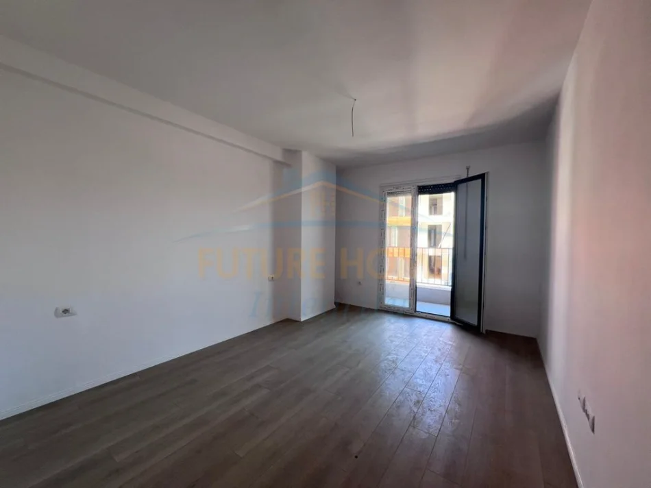 Tirane, shitet apartament 1+1, Kati 3, 84 m² 95.000 € ( Color Splash Residence, Paskuqan)
