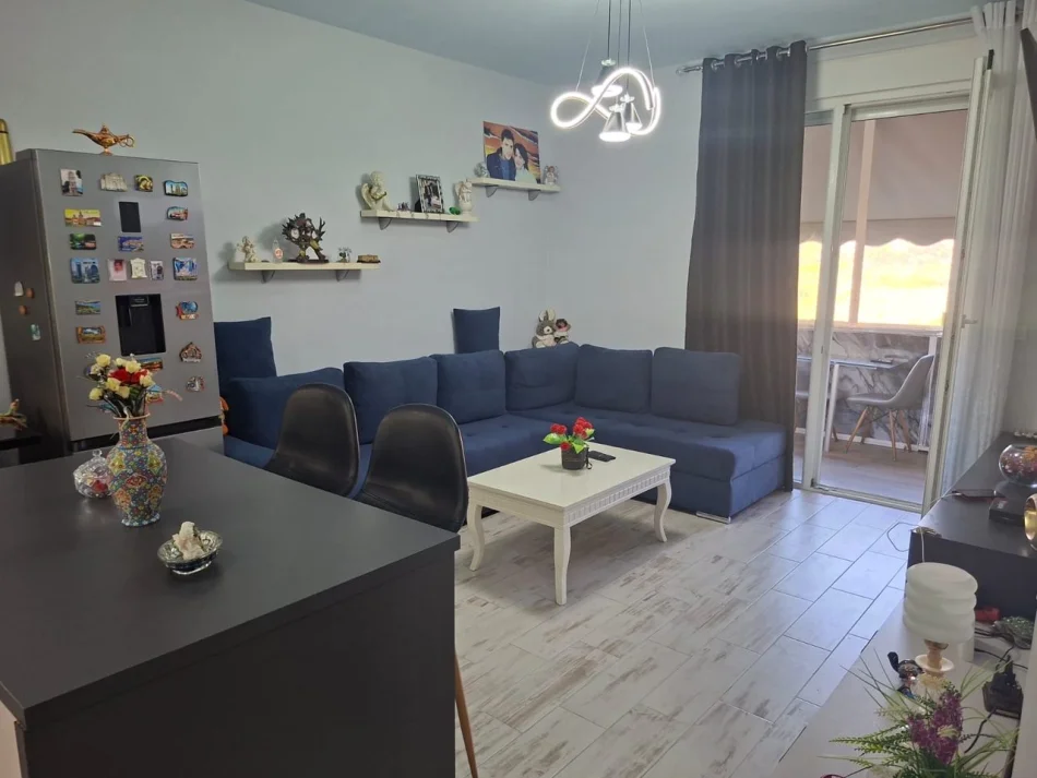 Tirane, shitet apartament 1+1 Kati 3, 94.000 € (Shëngjin- Plazh)