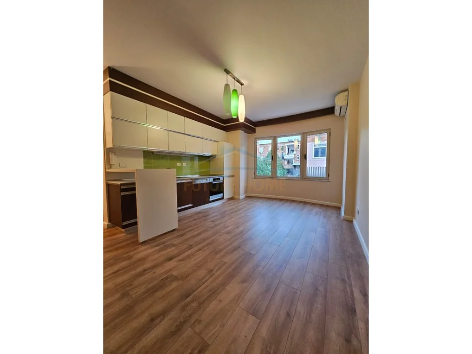 Tirane, shitet apartament 1+1 Kati 3, 98 m² 163.000 € (MINE PEZA)