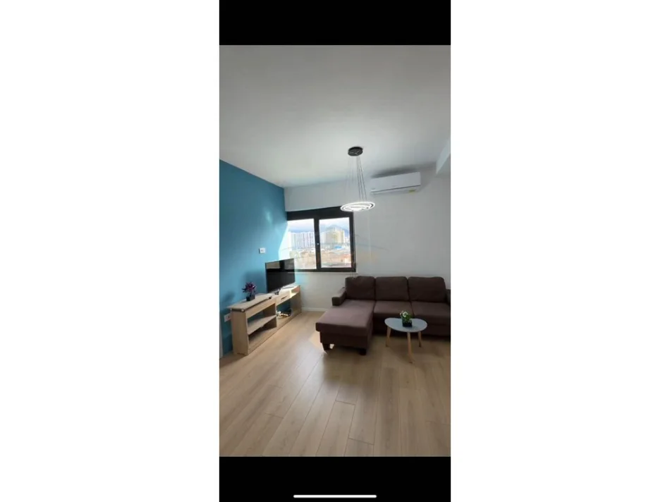 Tirane, shitet apartament 1+1 Kati 4, 40 m² 77.800 € (Unaza e Re, prane Casa Italia)