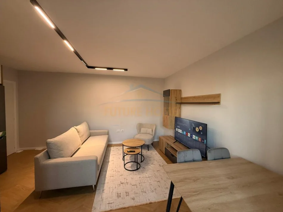 Tirane, shitet apartament 1+1 Kati 4, 53 m² 149.000 € (Rruga Siri Kodra)