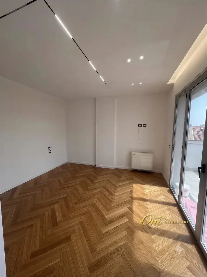 Tirane, shitet apartament 1+1 Kati 4, 58 m² 178.000 € (21 DHJETORI)