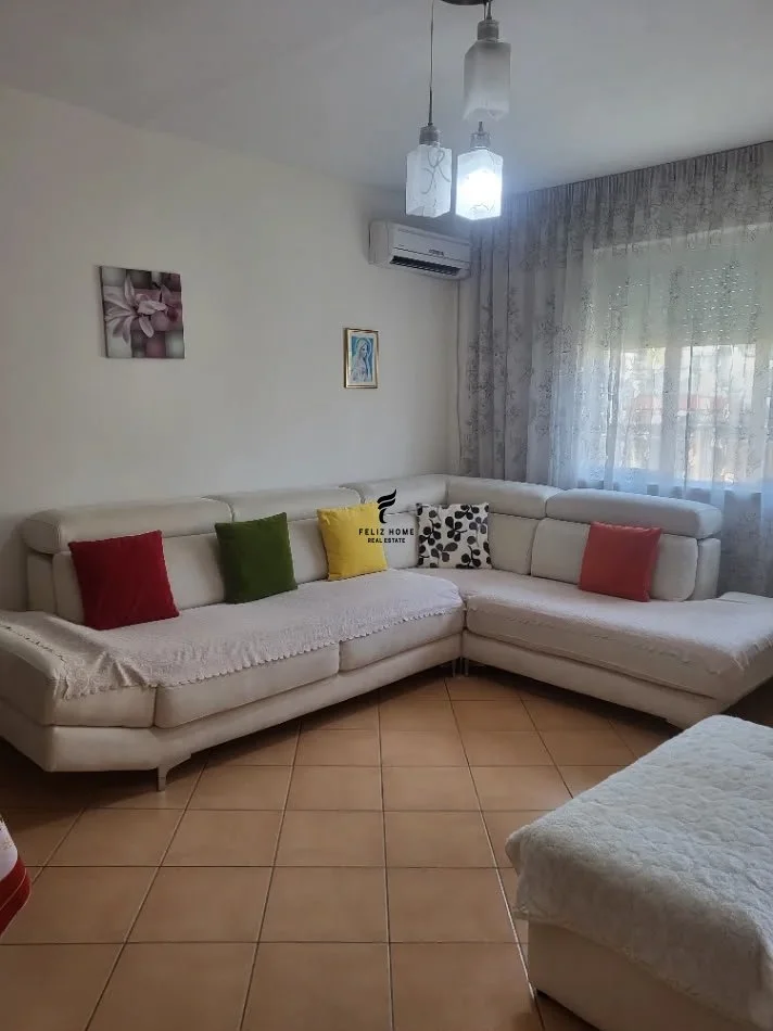 Tirane, shitet apartament 1+1 Kati 4, 59 m² 129.000 € (ISH PARKU)