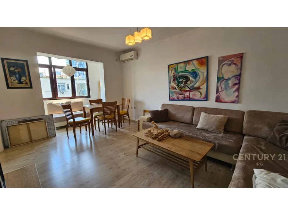 Tirane, shitet apartament 1+1 Kati 4, 63 m² 145.000 €