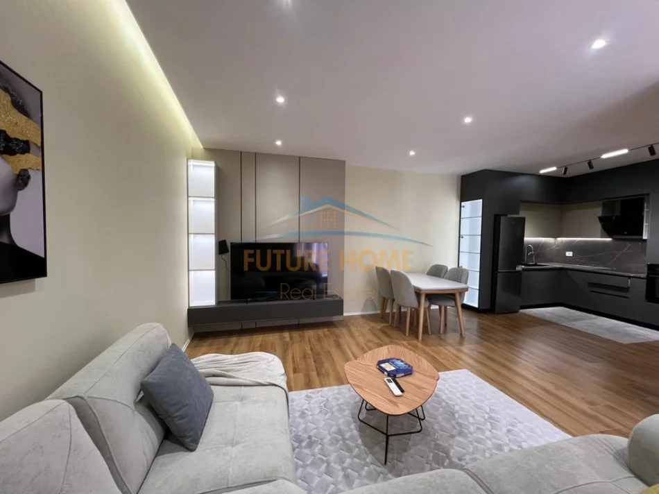 Tirane, shitet apartament 1+1 Kati 4, 80 m² 285.000 € (Galeria Roma , Rruga e Kavajes)