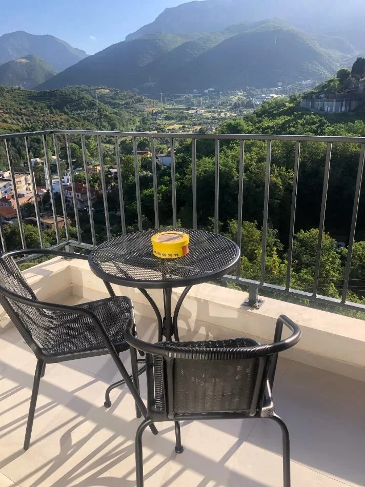 Tirane, shitet apartament 1+1 Kati 5, 64 m² 105.000 € (Fresku)