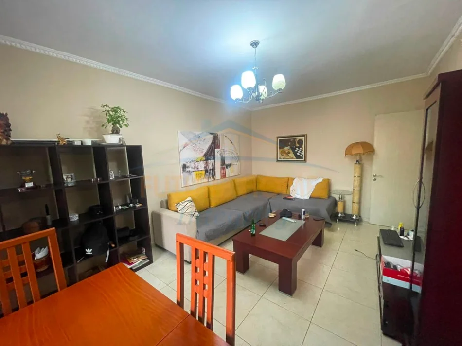 Tirane, shitet apartament 1+1, Kati 5, 66 m² (Myslym Shyri)  14,000,000 Lekë