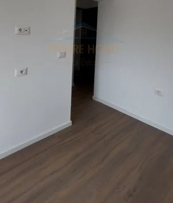 Tirane, shitet apartament 1+1 Kati 5, 68 m² 158.000 € (Rruga e Dibres)
