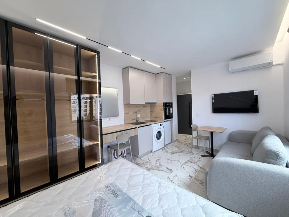 Tirane, shitet apartament 1+1 Kati 5, 68 m² 199.000 € (Rruga e Durrsit)