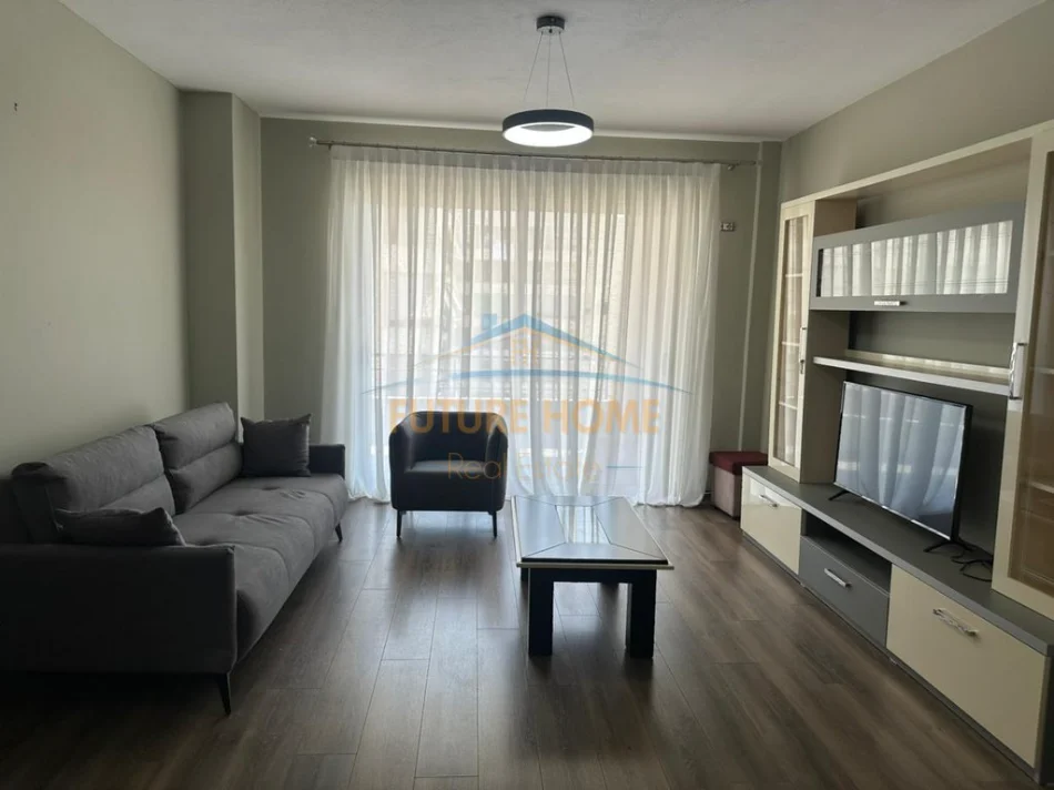 Tirane, shitet apartament 1+1 Kati 5, 73 m² 120.000 € (Unaza Re)