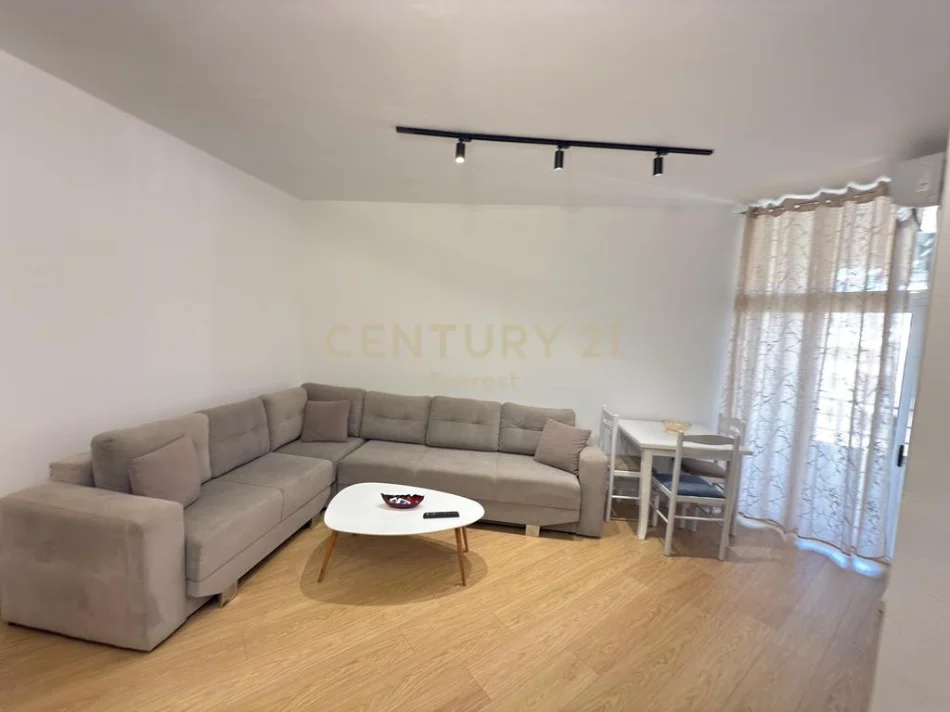 Tirane, shitet apartament 1+1 Kati 6, 104 m² 168.000 €