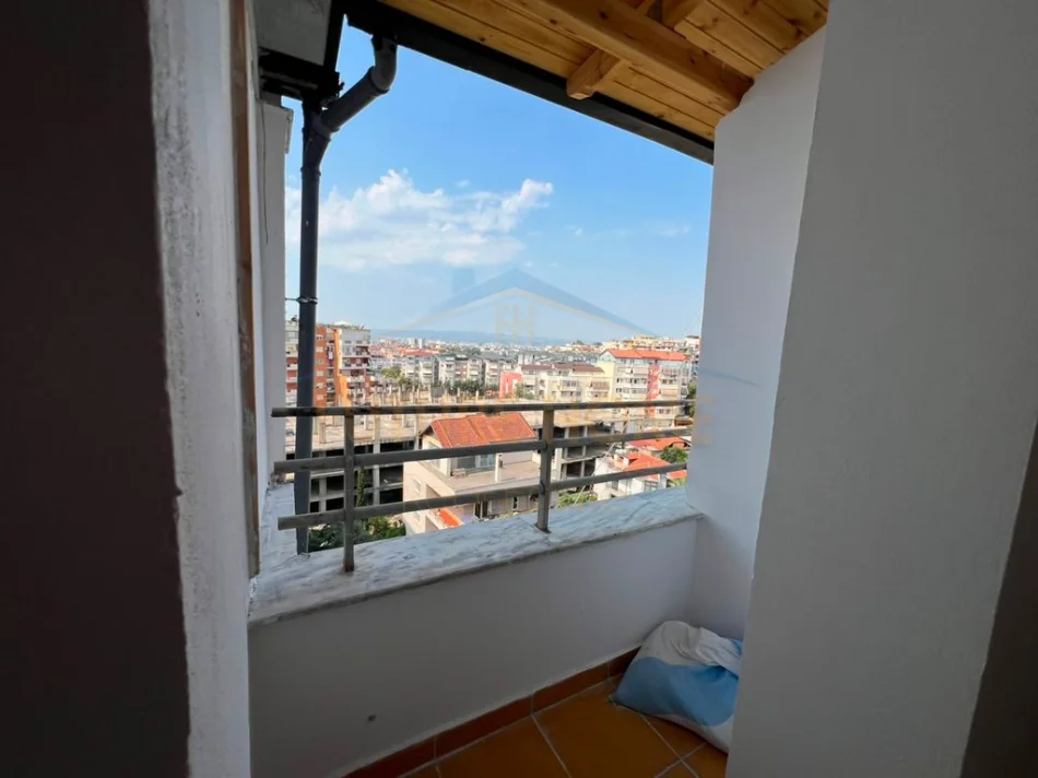 Tirane, shitet apartament 1+1 Kati 6, 30 m² 650.000 € (Rruga Thesarit, Fresk, Tirane)