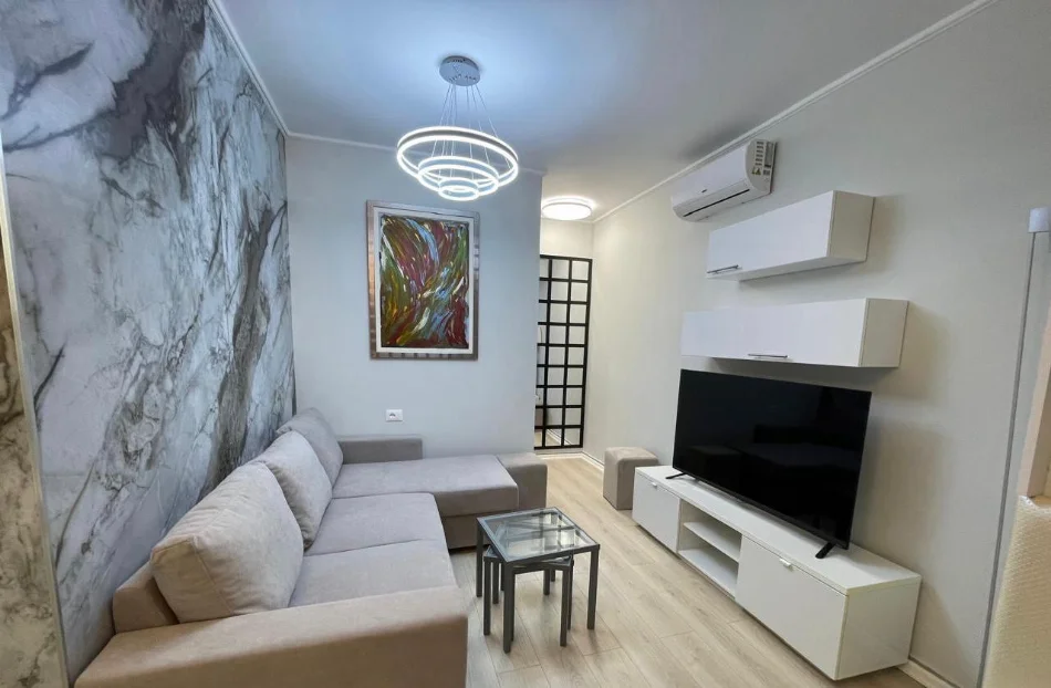 Tirane, shitet apartament 1+1 Kati 6, 62 m² 160.000 € (ALI DEMI)