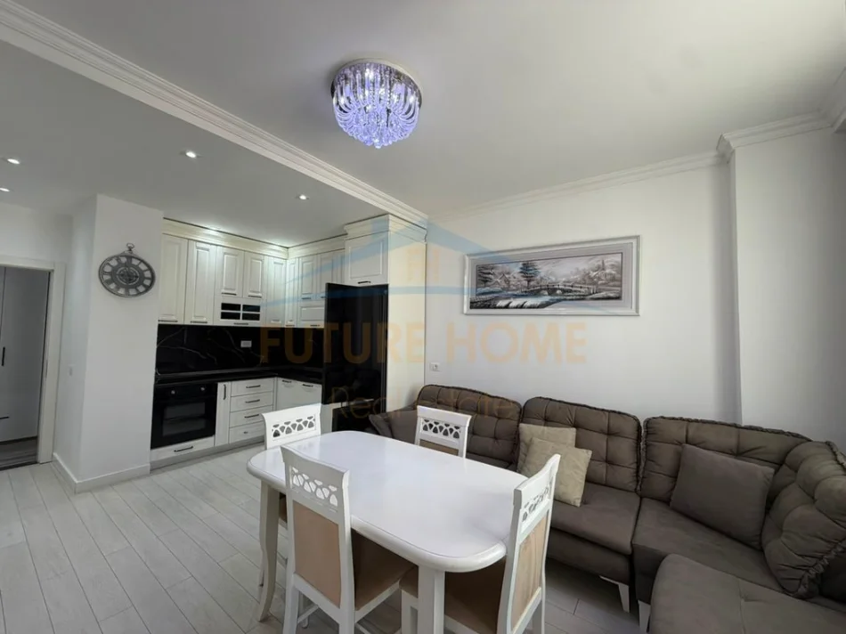 Tirane, shitet apartament 1+1 Kati 6, 68 m² 129.000 € (Unaza e Re)