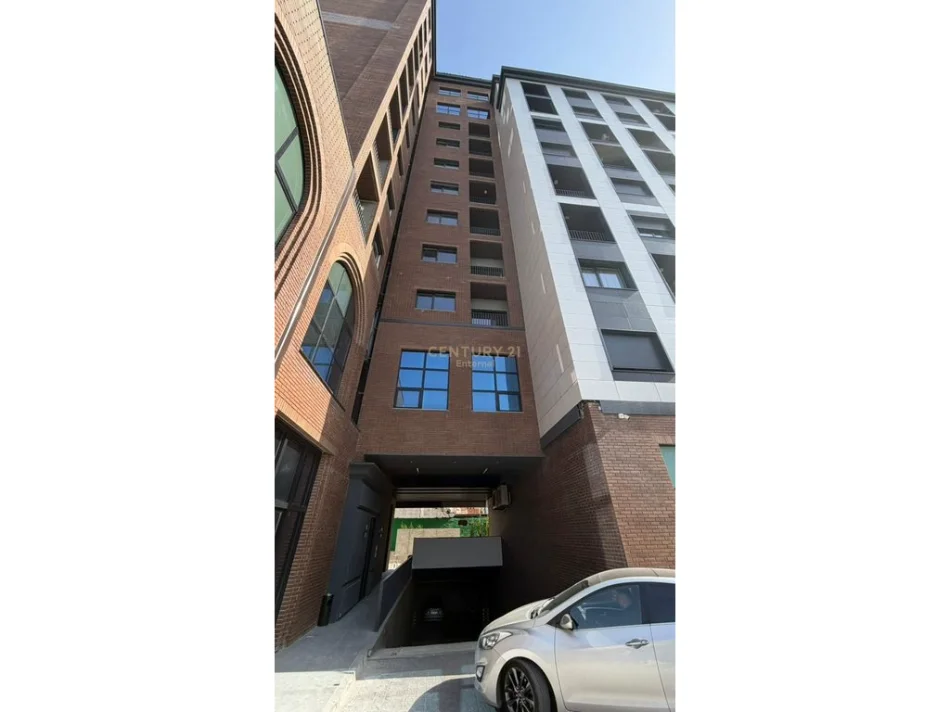 Tirane, shitet apartament 1+1 Kati 7, 54 m² 125.000 € (rruga e kavajes)